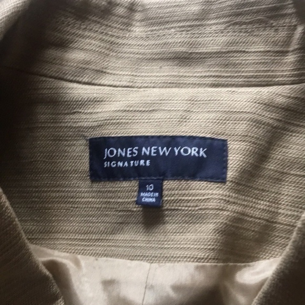 Beautiful‎ jacket - Picture 2 of 5